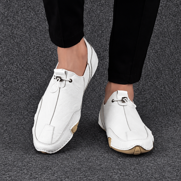 Heskey Leather Trainer
