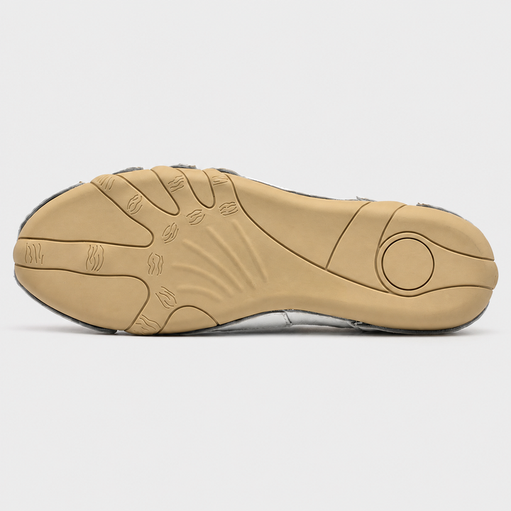 Heskey Leather Trainer