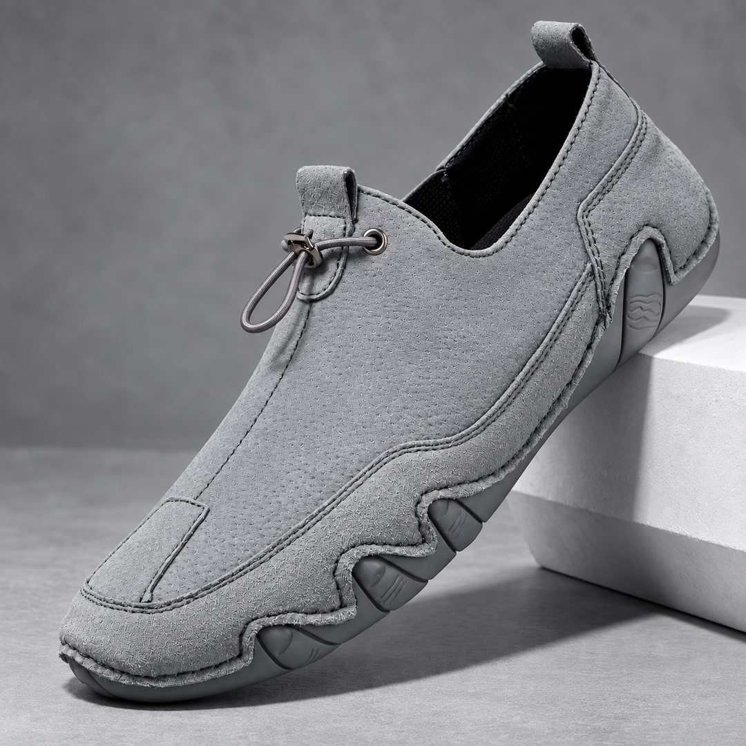 Heskey Leather Trainer