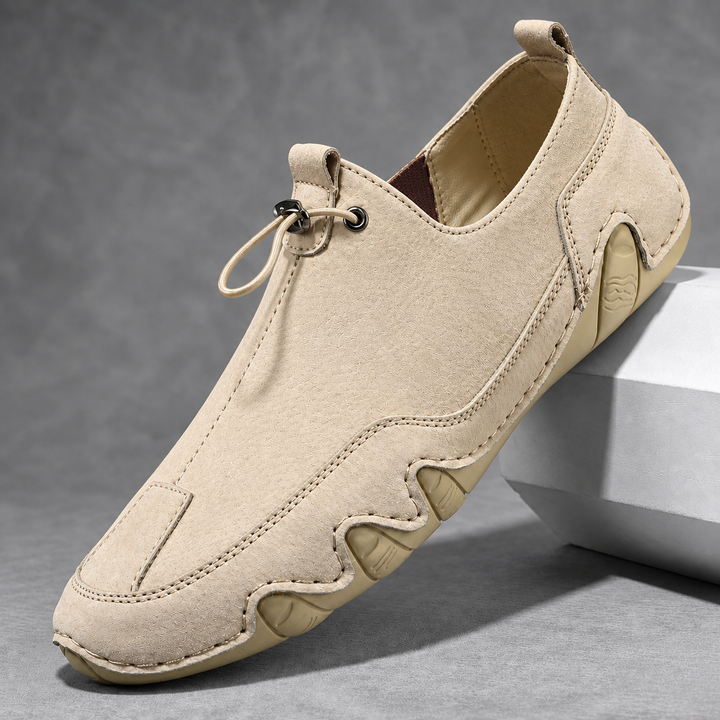 Heskey Leather Trainer
