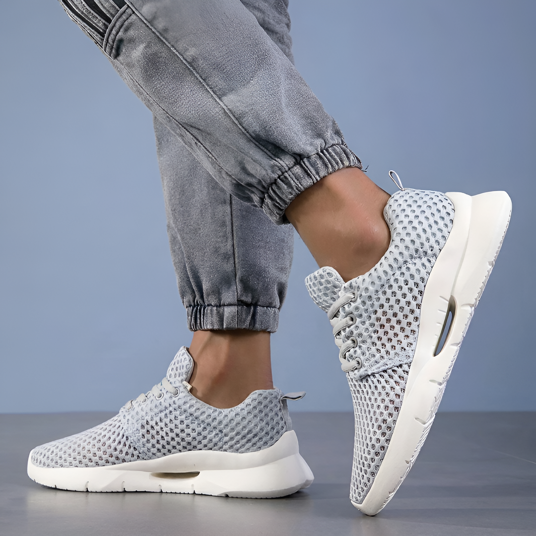 Summit Mesh Sneaker