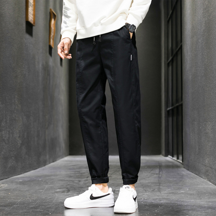 Foundry Tapered Jogger